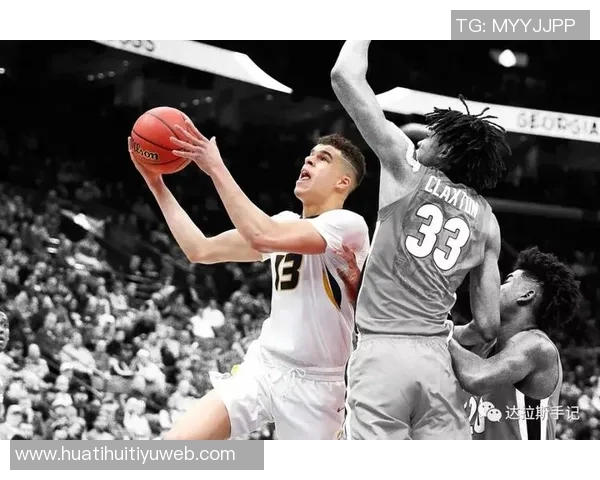 小迈克尔波特狂砍32分9板2助1帽展现得分能力却难阻球队失利 小迈克尔波特狂砍32分9板2助1帽展现得分能力却难阻球队失利